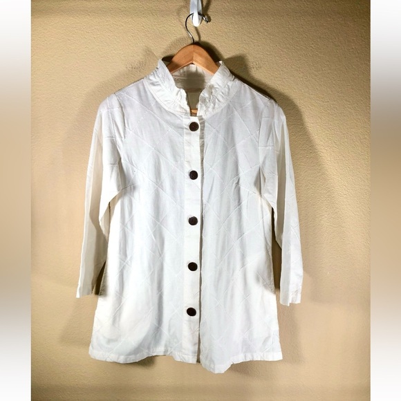 Soft Surroundings Brinley Shirt Textured Linen Blend in White - Picture 2 of 9